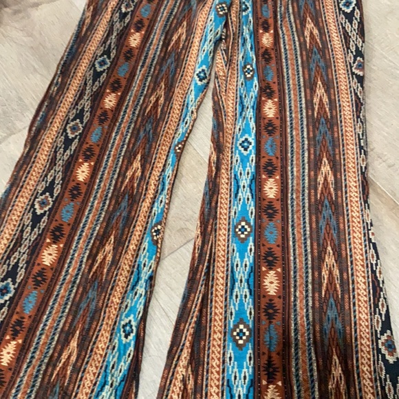 Tobi, Aztec print, flare pants - Picture 2 of 6